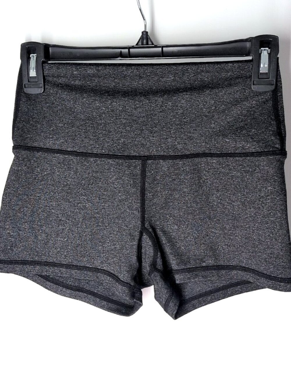 Savage Barbell heathered black booty shorts S 2.5" high rise contour seam gym